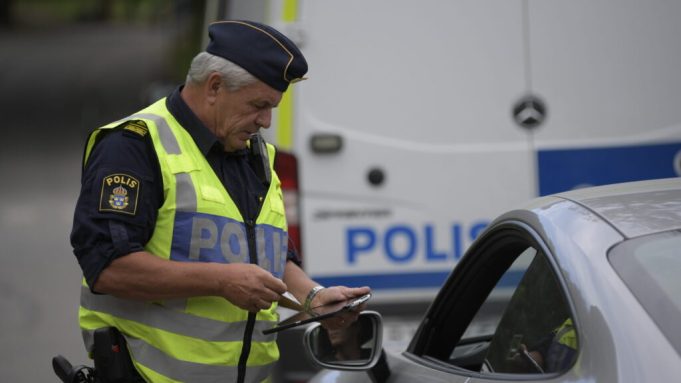 Booliska Sweden oo Ku Dhawaaqay Todobaadka Baaritaanka Gawaarida Ku Socota Xawaaraha